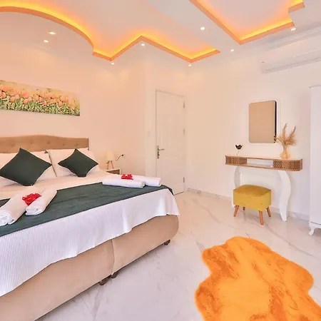 Flower Bed and Breakfast Πάταρα