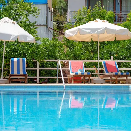 Flower Bed and Breakfast Πάταρα