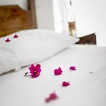 Flower Bed & Breakfast
