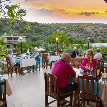 Bed & Breakfast Flower