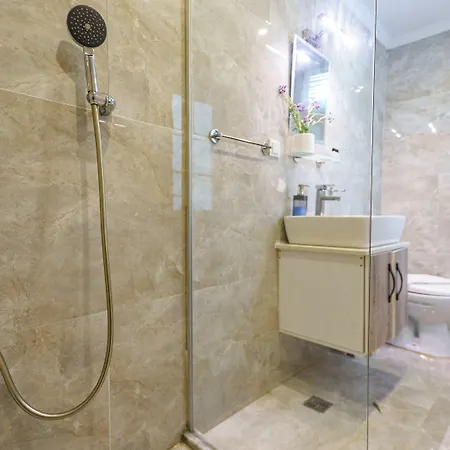 Bed & Breakfast Flower 4*