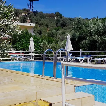 Bed & Breakfast Flower 4*